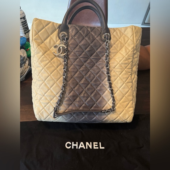 CHANEL Caviar ombré Large - Picture 2 of 11